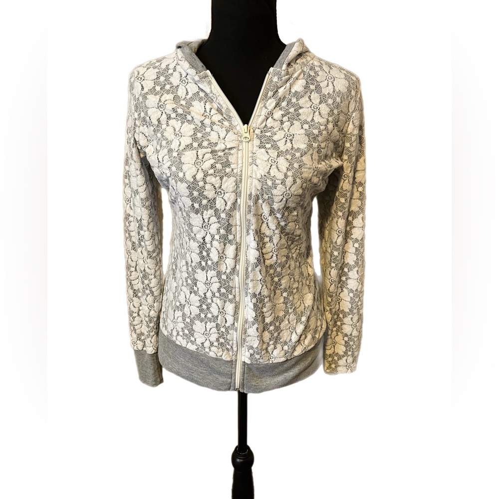 Maurice’s Floral White And Grey Large Hoodie